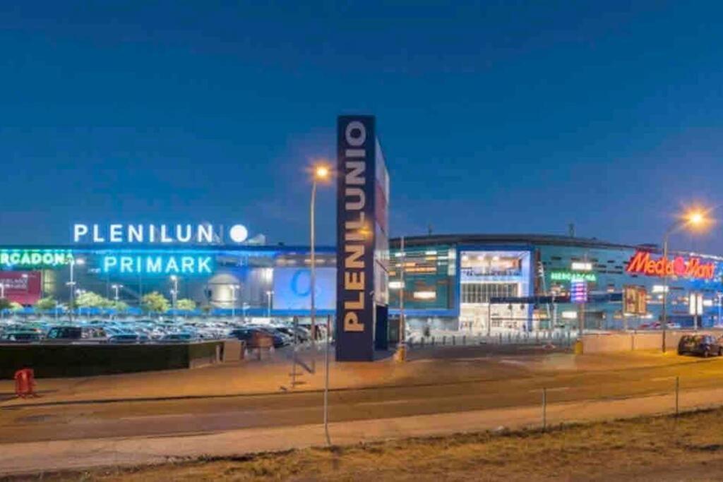P4 Madrid Airport, Estadio Civitas, Ifema, Barajas Y Rejas エクステリア 写真